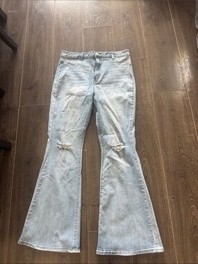 Light Wash High-Rise Flare Jeans with Knee Rips